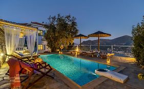 Villa Avaton Near Skopelos Town